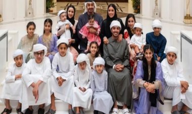 Eid-2024: यूएई के राष्ट्रपति ने 18 पोते-पोतियों के साथ मनाया ईद का जश्न, शेयर की तस्वीर, गोद में मुस्कुराते दिखी नन्ही शहजादी